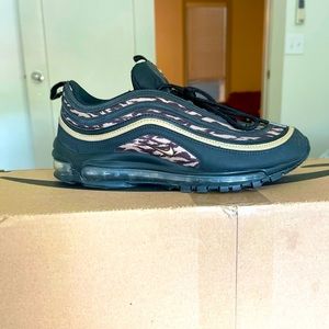 Men’s Nike Air Max 97 AOP “Tiger Camo Sneakers-10.5